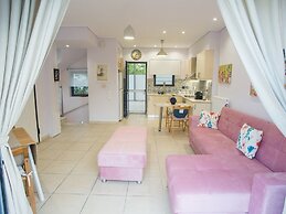 Porto Rafti view by Akroploron