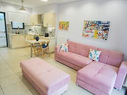 Porto Rafti view by Akroploron