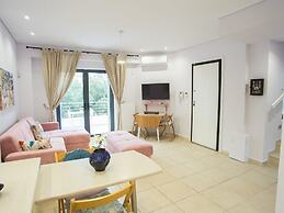 Porto Rafti view by Akroploron