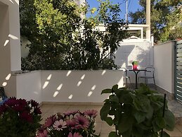 Porto Rafti view by Akroploron