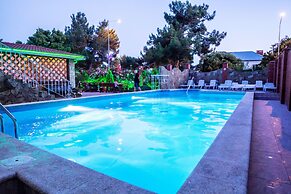 Assol Hotel