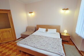 Assol Hotel