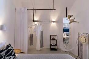 3 Caves Villa by Caldera Houses