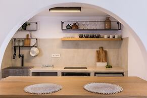 3 Caves Villa by Caldera Houses