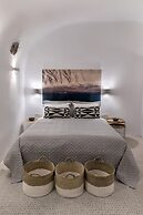 3 Caves Villa by Caldera Houses