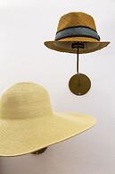 Namaste Suites by Oias Local Cavehouses