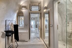 Marble Sun Villa by Caldera Houses