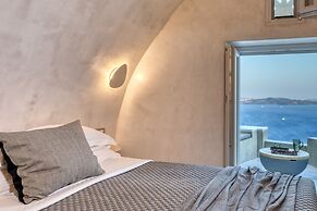 Marble Sun Villa by Caldera Houses