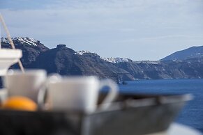 Marble Sun Villa by Caldera Houses