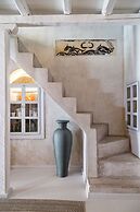 Marble Sun Villa by Caldera Houses