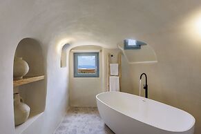 Annouso Villa by Caldera Houses