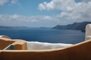 Annouso Villa by Caldera Houses