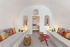 White Cave Villa by Caldera Houses