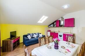 Apartments Mali Paradiso