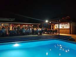 Paradise Holiday Bungalows