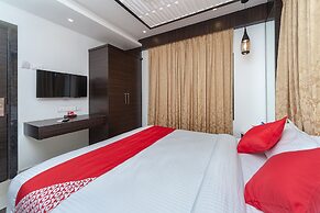 Capital O 18946 Admire Suit Hospitality