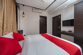 Capital O 18946 Admire Suit Hospitality