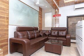 Capital O 18946 Admire Suit Hospitality