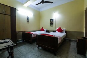 OYO 16396 Riverview Guest House