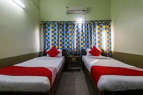 OYO 16396 Riverview Guest House