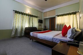 OYO 16396 Riverview Guest House