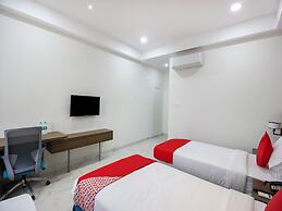 OYO 13219 Sri Rama Excellency