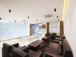 OYO 13219 Sri Rama Excellency