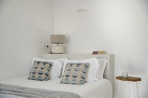 Big Blue Villa by Caldera Houses