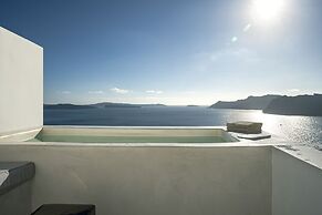 Big Blue Villa by Caldera Houses