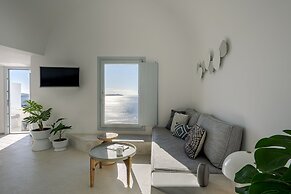 Big Blue Villa by Caldera Houses