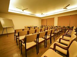 Capital O 15754 Mookkannoor Tourist Home