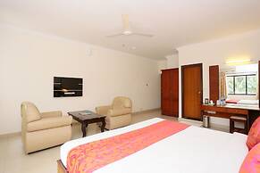 Capital O 19742 Hotel Dona Castle