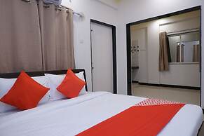 OYO 22963 White Castle Heritage