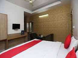 OYO 19334 Flagship Shanta Inn Charbagh