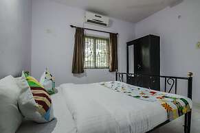 OYO 22200 Home Pool View 1bhk Siolim