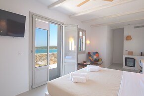 Paros Comfy Suites