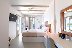 Paros Comfy Suites