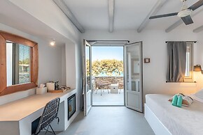 Paros Comfy Suites
