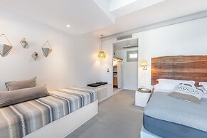 Paros Comfy Suites