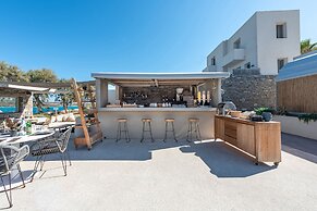 Paros Comfy Suites