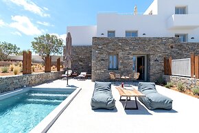 Paros Comfy Suites