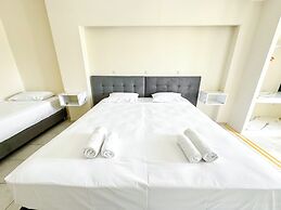 Kavos Plaza Hotel