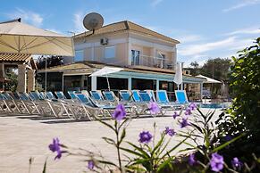 Kavos Plaza Hotel