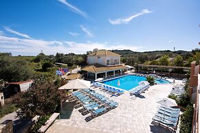 Kavos Plaza Hotel