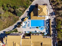 Kavos Plaza Hotel