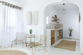 360 Caldera View Villa by Caldera Houses