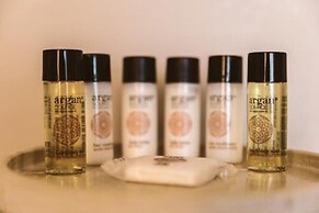 Seascape Villa by Caldera Houses