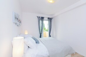 Color Apartments