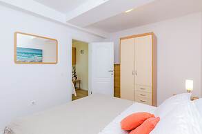 Color Apartments