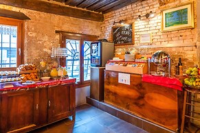 Charming Palace Santa Fosca